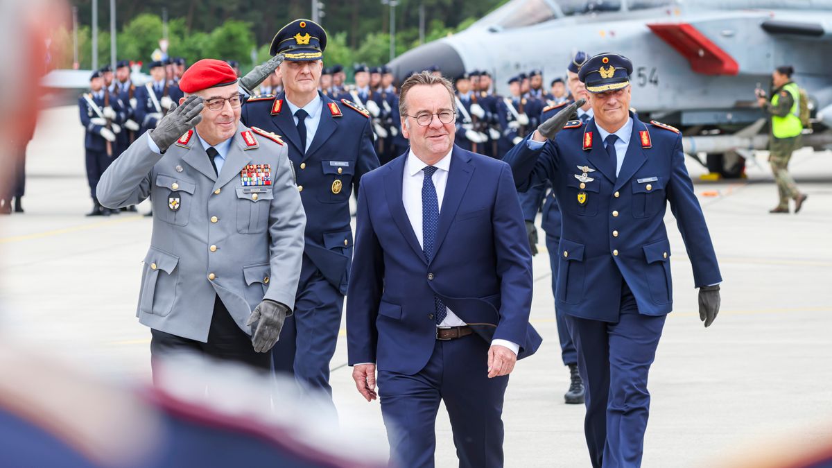 000 Soldaten: Pistorius Plant Bundeswehr-Ausbau