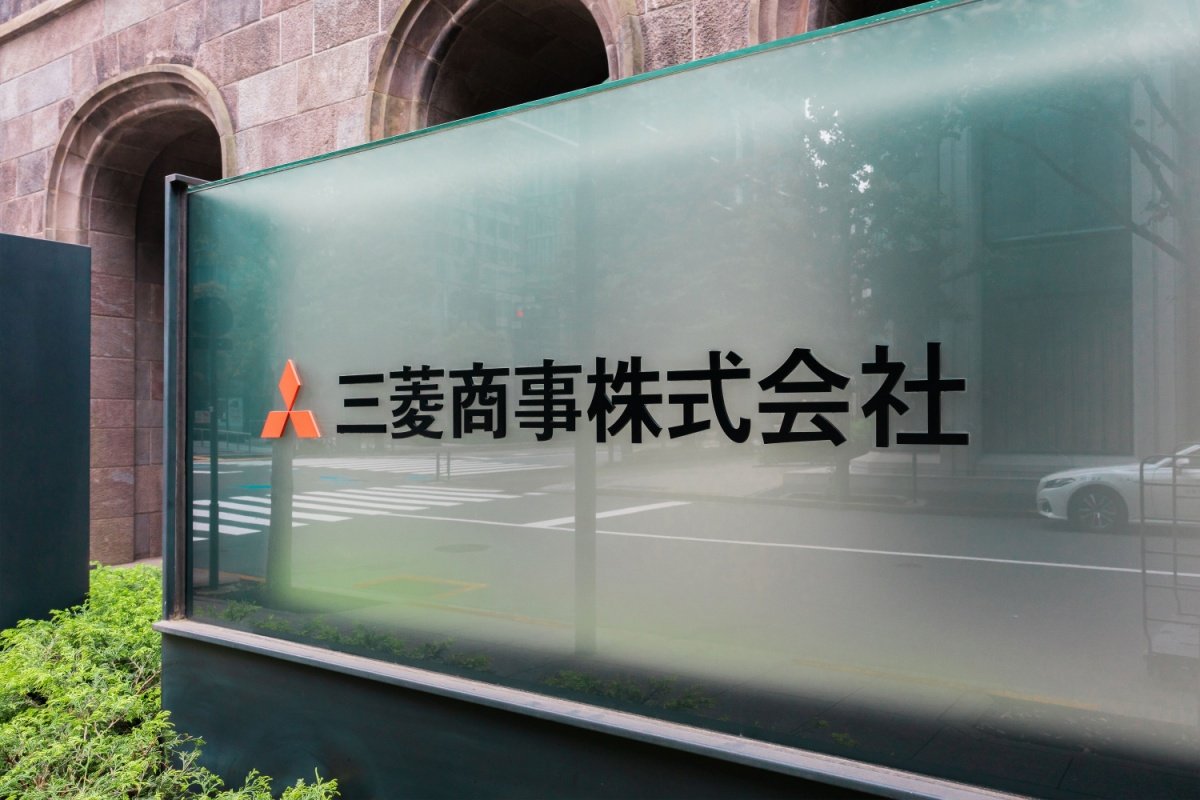 三菱商事株：1年前購入者の損益状況と分析