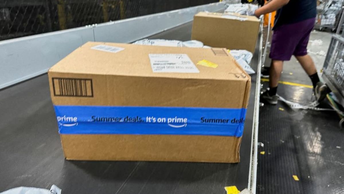 Amazon Q[x] Revenue Soars, Cloud Growth Trails