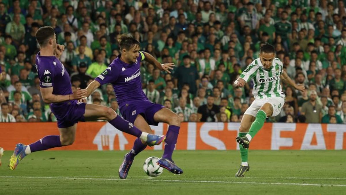 Betis Kalahkan Fiorentina 2-1, Unggul Di Semifinal