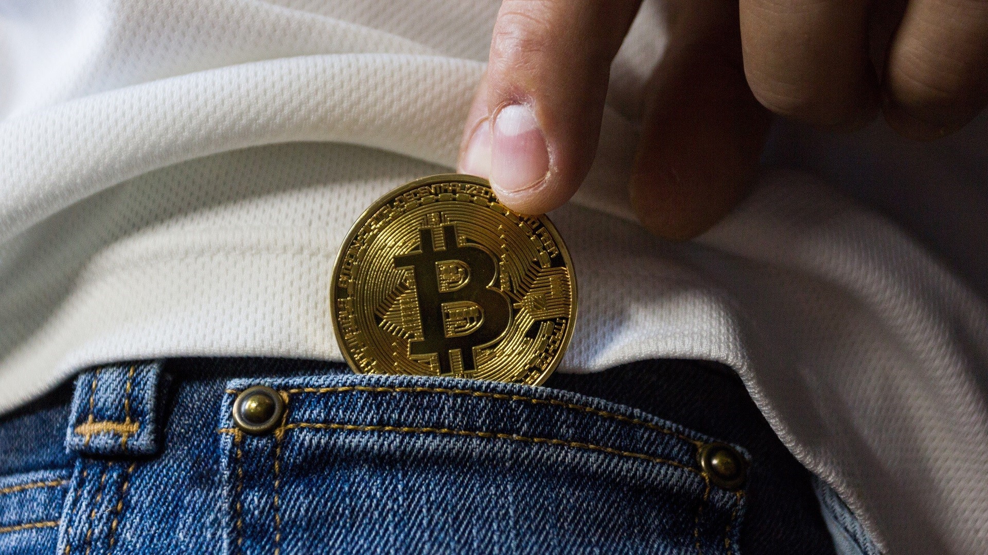 Bitcoin Scam On Facebook: Stay Safe