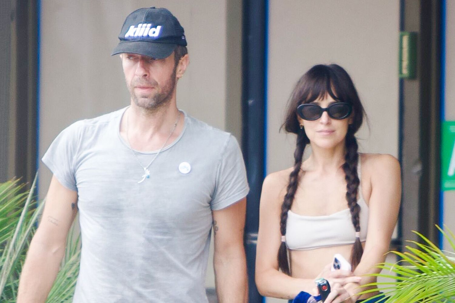 Dakota Johnson, Chris Martin's Malibu Getaway