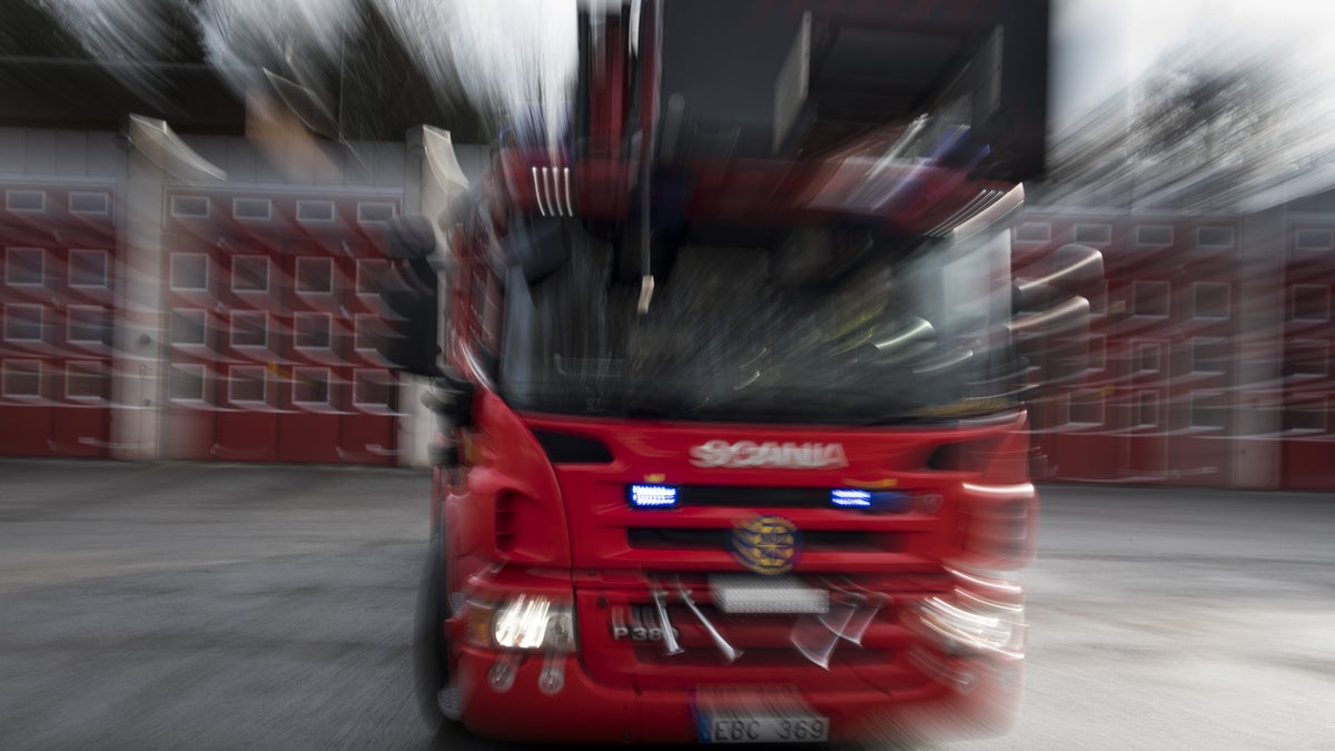 E16 Stängd: Kraftig Kökrock Orsakar Kaos