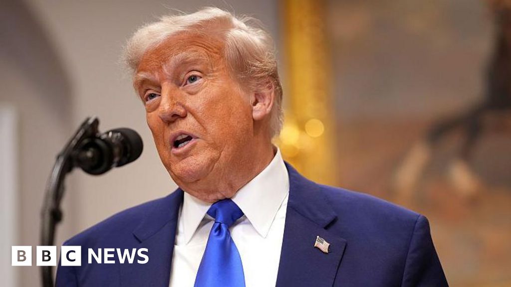 Trump's Tariff Threat: IPhones & EU Goods At Risk