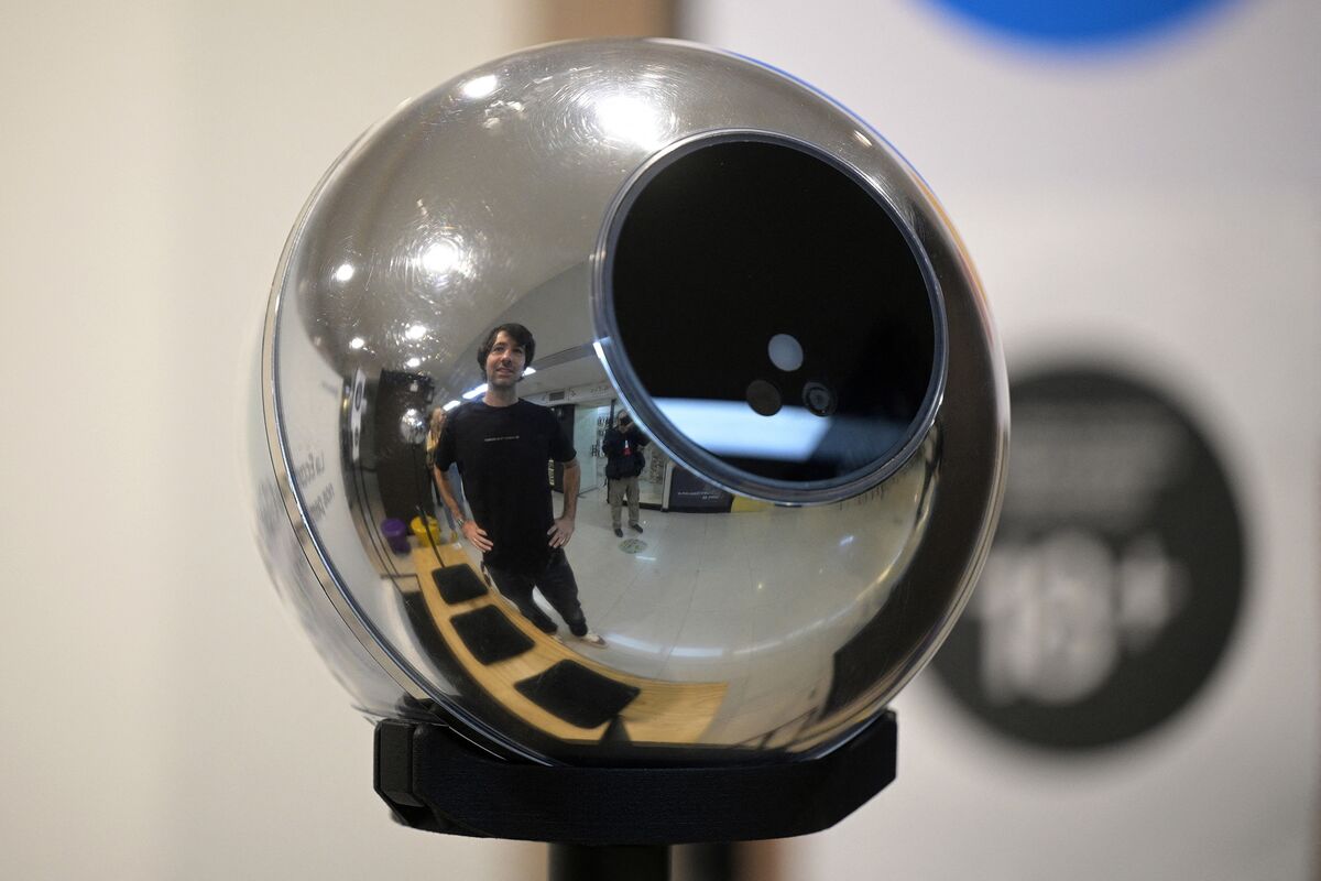 US-Wide Launch: Altman-Backed Eye-Scanning Tech